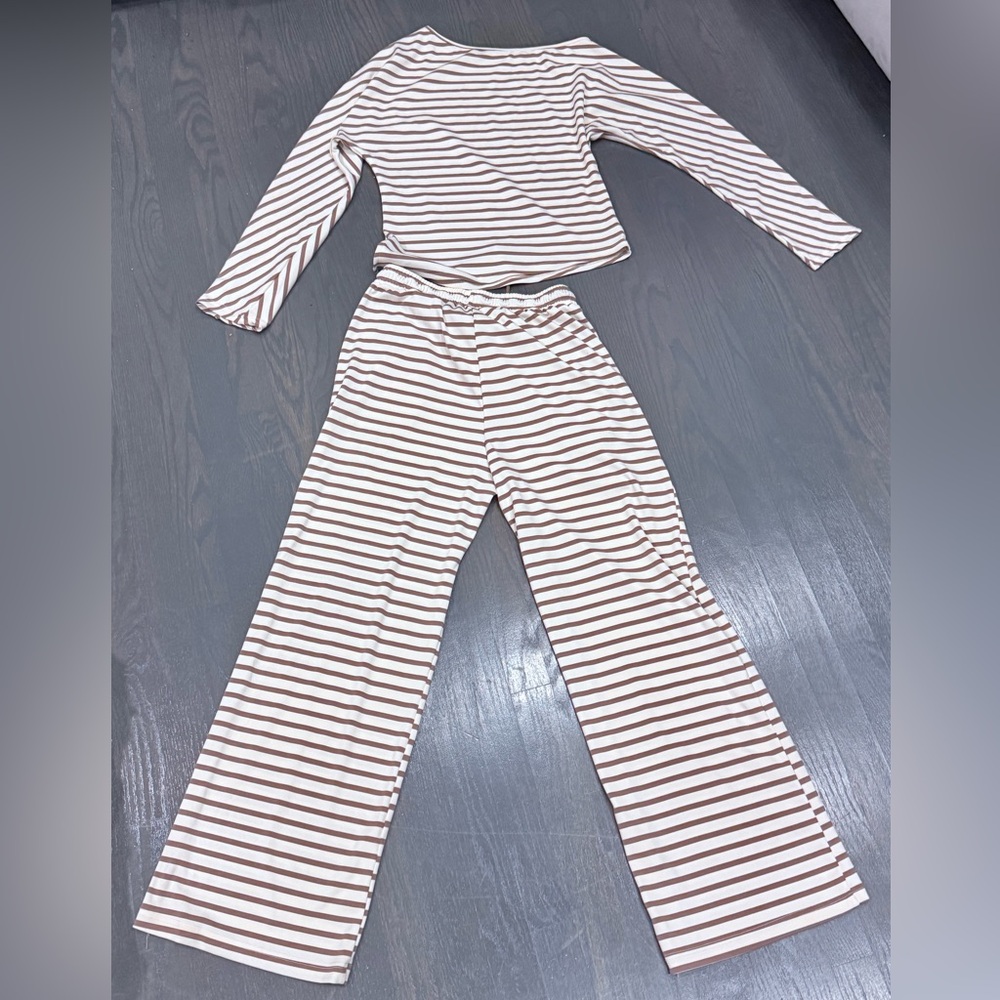 Striped Two-Piece Loungewear Set in Cream and Brown - Picture 9 of 9